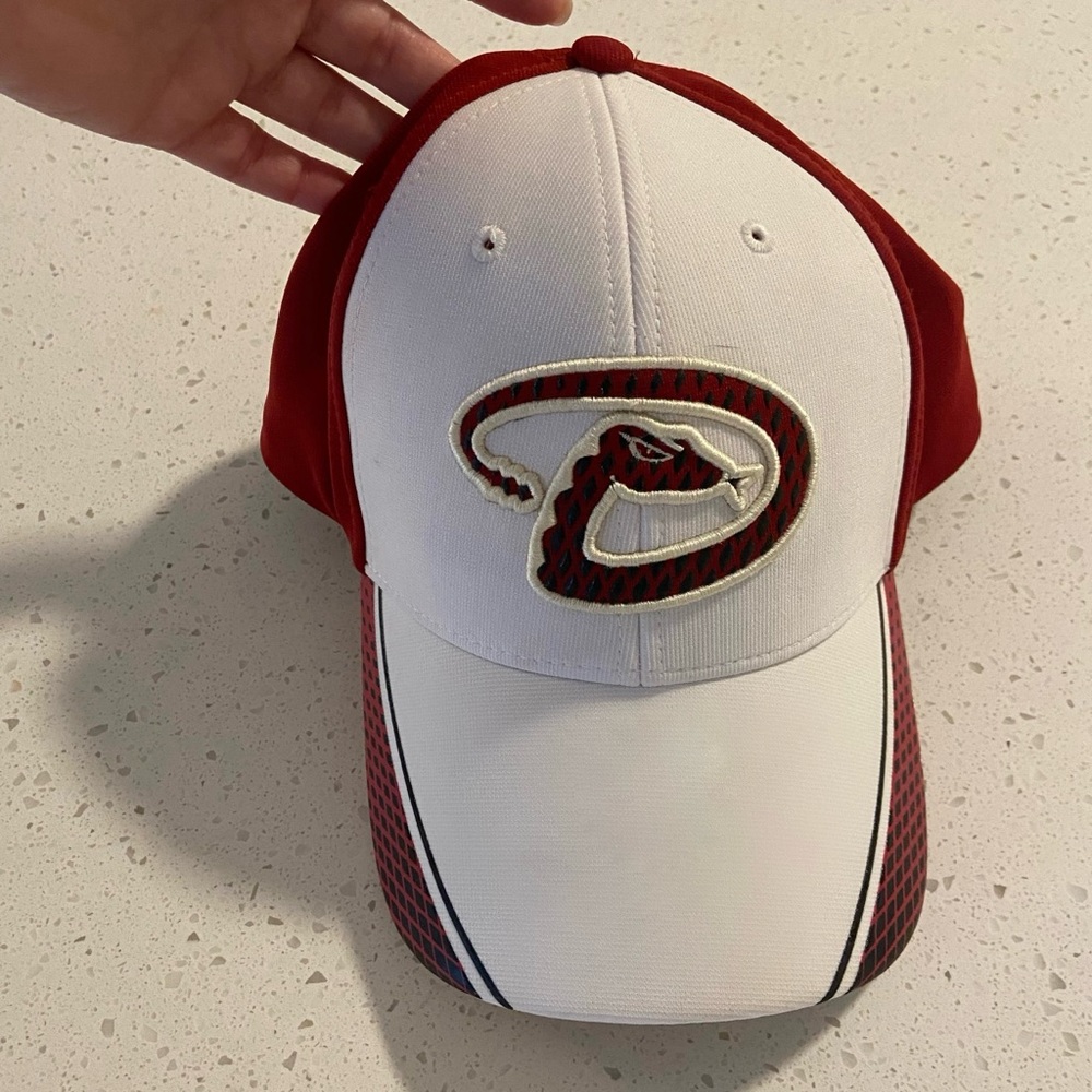 Official MLB Arizona Diamondbacks Men's Red and White Cap